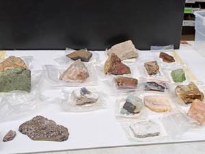 lot 47 image: Gemstone Rough Lot #5 Gem Rough For Cabbing. Various Jasper, Agate, Quartz