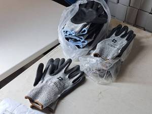 lot 261 image: Lot of (14 Pair) Size X-Large Work Gloves