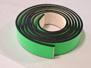 lot 81 image: Lot of (100 Rolls) 34 Green Leather Crafting Strips