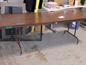 lot 348 image: 8 MetalWood Top Folding Table