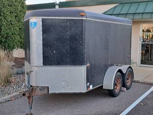 lot 2 image: 12 Dual Axle Enclosed Trailer