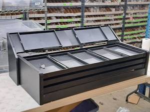 lot 371 image: Portable Trade Show Display