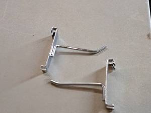 lot 404 image: Lot of (50) 4 Grid Wall Hooks