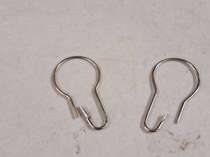lot 418 image: Lot of (1 Box) Shower Curtain Hooks