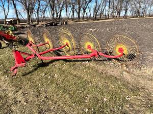 lot 20 image: 15 Side Rake