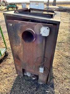lot 29 image: Northern Leader Wood Stove