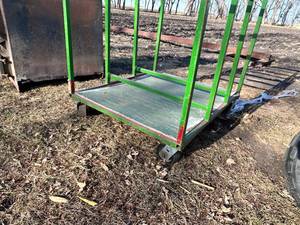 lot 30 image: 32 x 39 Rolling Steel Cart Rack