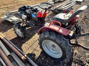 lot 36 image: Massey Ferguson 1120 Tractor - NO RESERVE