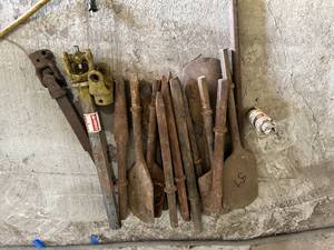 lot 89 image: Lot of Hammer Drill Bits