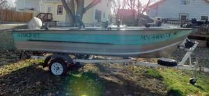 lot 2 image: 1974 Starcraft 16 Foot Fishing Boat with Trailer, Johnson Motor and Minn Kota Trolling Motor