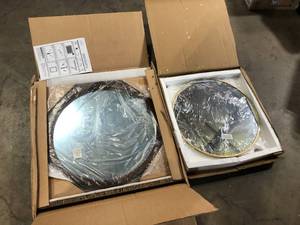 lot 22 image: Lot of Assorted Mirrors Various Sizes and Conditions Customer Returns See Pictures