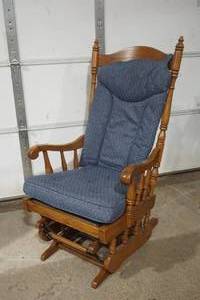 lot 118 image: Glider Rocker