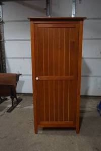lot 119 image: Pantry cupboard