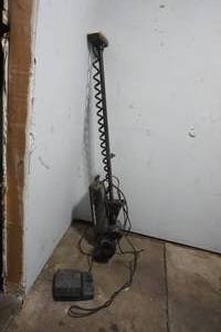 lot 136 image: Minn Kota Trolling Motor