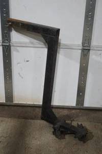 lot 137 image: Trailer hitch bike carrier