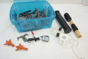 lot 147 image: decoy supplies