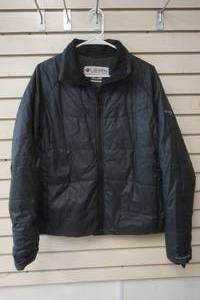 lot 170 image: Columbia coat