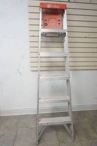 lot 181 image: Davidson ladder
