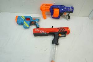 lot 226 image: Nerf Guns