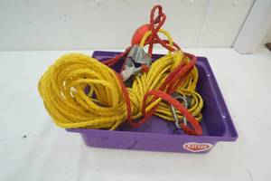 lot 16 image: Purple Pan & Ski Rope