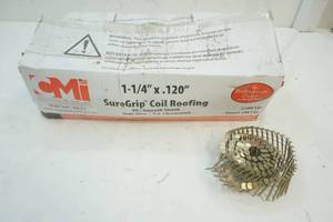 lot 55 image: Garage Supplies