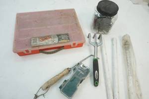 lot 72 image: Garage Supplies