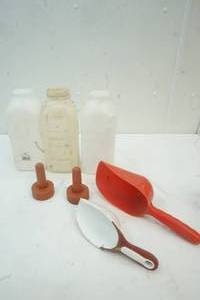 lot 74 image: Livestock Supplies