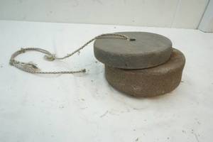 lot 86 image: Weights