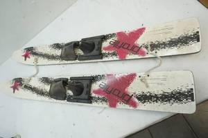 lot 88 image: Profile Water Ski