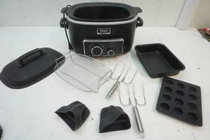 lot 91 image: Kitchen Supplies