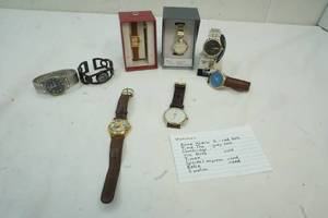 lot 263 image: Watches