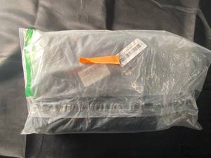lot 27 image: NEW - Womens Size 12x30 Indigo Denim Cargo Pants