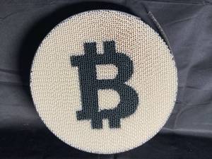 lot 93 image: NEW - Bitcoin Cat Scratcher