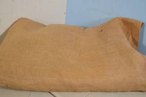lot 176 image: 18ct Ganny Sacks