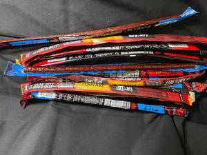 lot 27 image: Assorted Jack Links Beef Sticks - 12-Pack