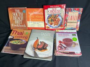 Variety CookBook Pack - 13 Total Pieces