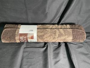 NEW - Brown Floor Rug 2ftx6ft