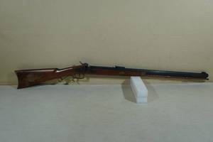 lot 12 image: Thompson Center Arms 50 Cal Black Powder Percussion Cap Muzzleloader