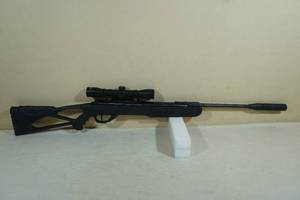 lot 13 image: Umarex Surge XT High Power Pellet Rifle with Scope