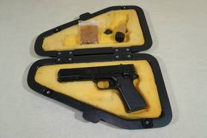 lot 18 image: Crosman Marksman Repeater Pellet Pistol