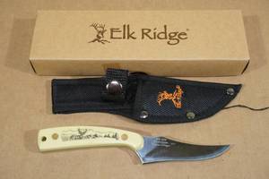 lot 35 image: Elk Ridge ER-299 Stainless Hunting Knife