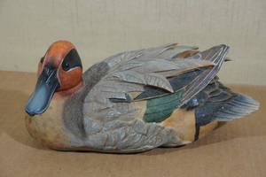 lot 72 image: Duck Decoy