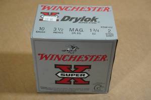 lot 122 image: 25 Winchester Super-X 10 Gauge Magnum 3-12 2 Steel Shot Shotshells
