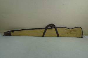 lot 191 image: Kolpin Canvas and Leather Long Gun Case