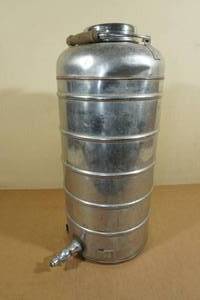lot 192 image: Vintage 2 Gallon Insulated Jug - US Property