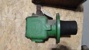 John Deere HX15 Bat wing gear box, Rebuild