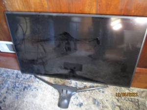 lot 30 image: Samsung 55 flat screen TV with base stand