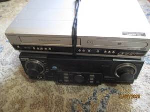 lot 42 image: Magnavox DVDVHS Combo with Aiwa AV-D17 Stereo Receiver