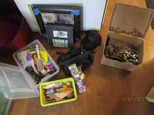lot 50 image: Home improvement supplies, toys, arts, crafts and more