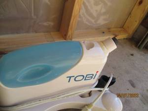 lot 26 image: Shop-vac hang up mini and Tobi Pool cleaner